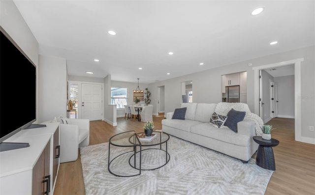 15911 COUNTRY FARM PLACE, Tampa, FL 33624