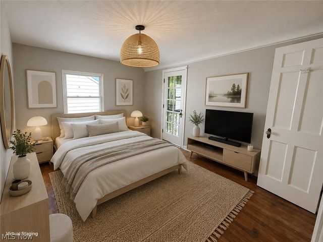 2257 N Taylor Road, Cleveland Heights, OH 44112