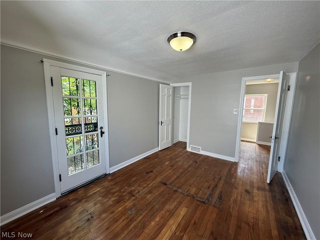 2257 N Taylor Road, Cleveland Heights, OH 44112