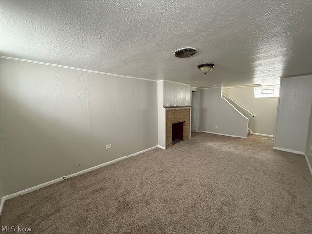 2257 N Taylor Road, Cleveland Heights, OH 44112