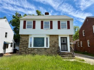 2257 N Taylor Road, Cleveland Heights, OH 44112