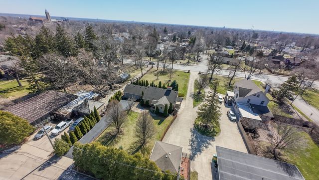 1005 Black Rd., Joliet, IL 60435