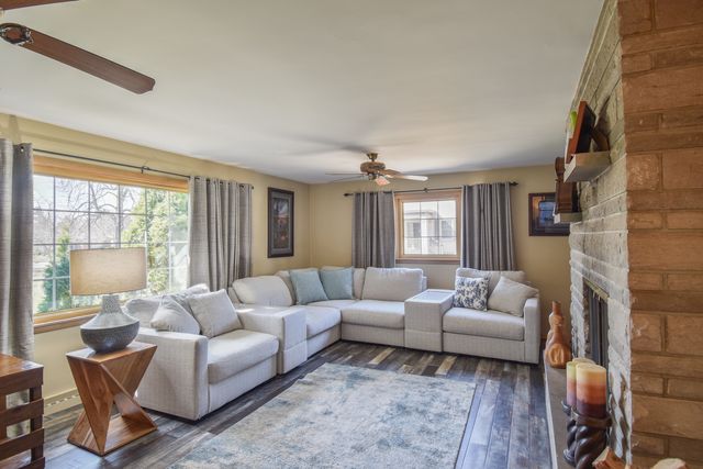 1005 Black Rd., Joliet, IL 60435