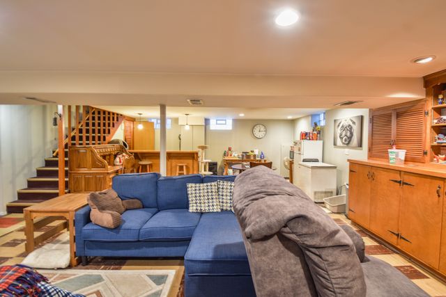 1005 Black Rd., Joliet, IL 60435