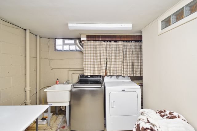 1005 Black Rd., Joliet, IL 60435