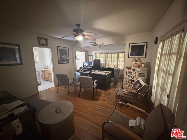 10862 Fruitland Drive, Studio City (los Angeles), CA 91604
