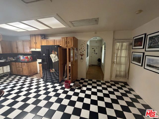 10862 Fruitland Drive, Studio City (los Angeles), CA 91604
