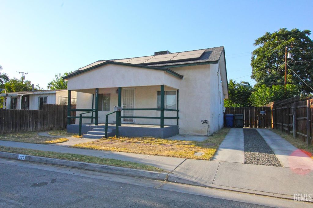 130 Cooper Avenue, Bakersfield, CA 93308