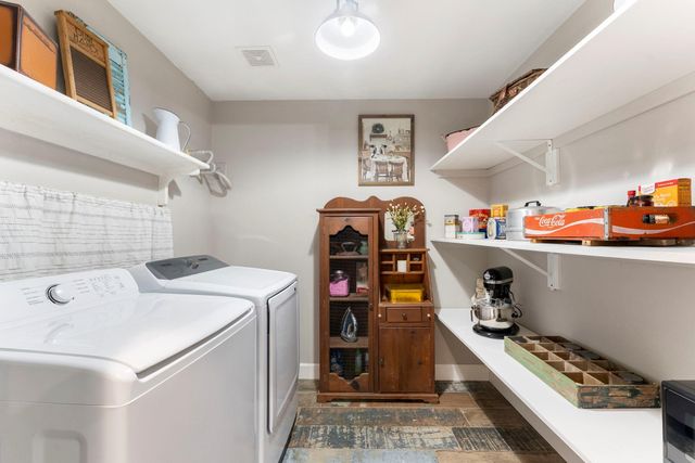 23322 Maid Marian Lane, Hockley, TX 77447