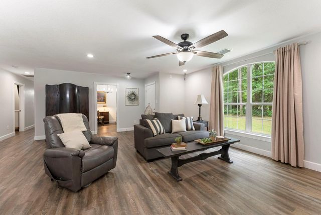 23322 Maid Marian Lane, Hockley, TX 77447