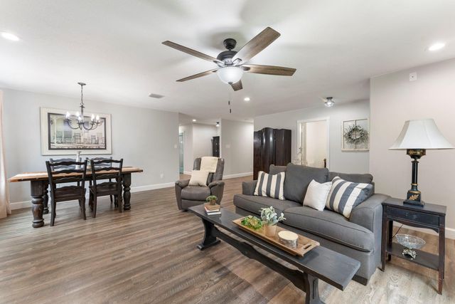 23322 Maid Marian Lane, Hockley, TX 77447