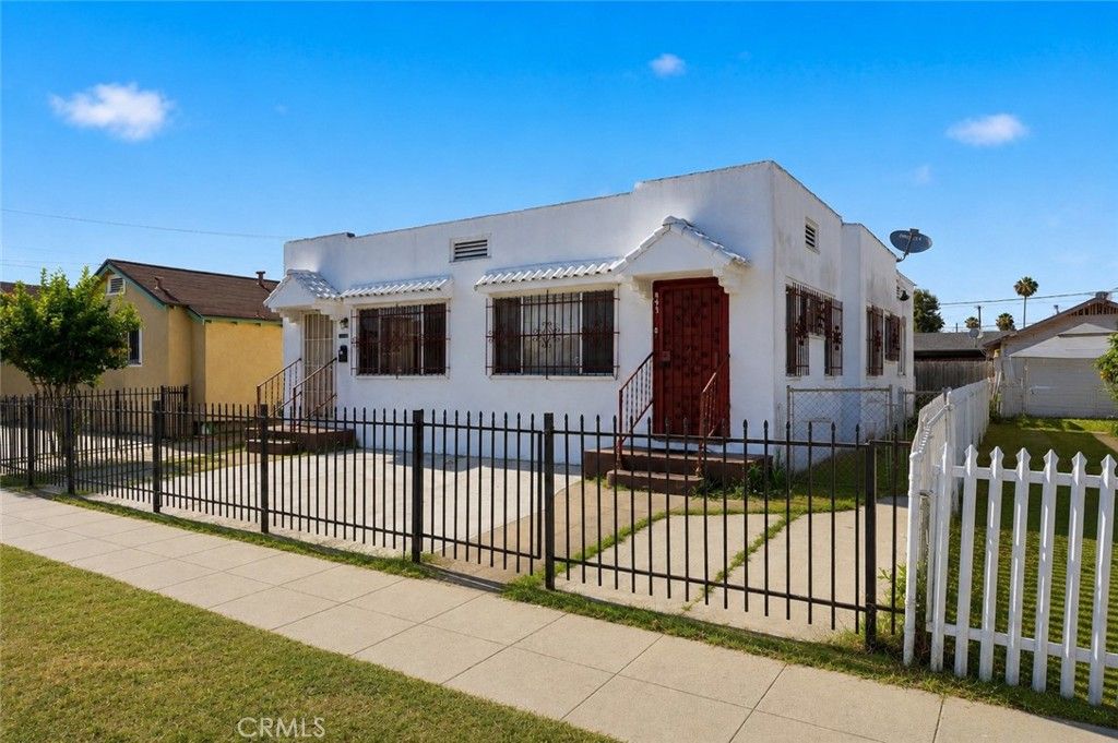 947 W 60th, Los Angeles, CA 90044