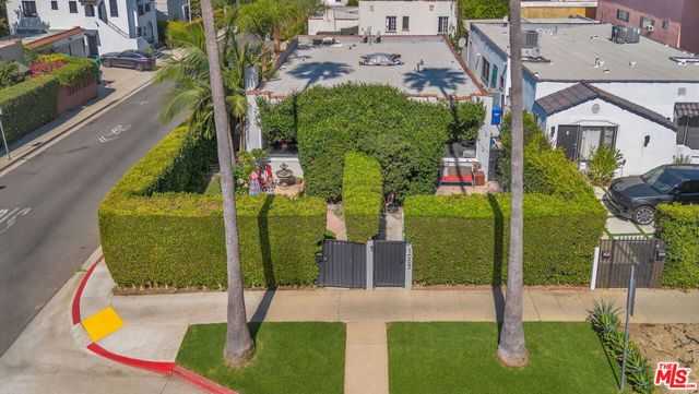 8261 Romaine Street, West Hollywood, CA 90046