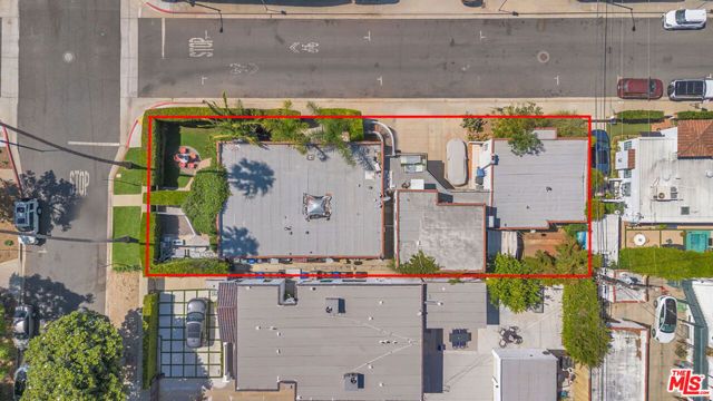 8261 Romaine Street, West Hollywood, CA 90046