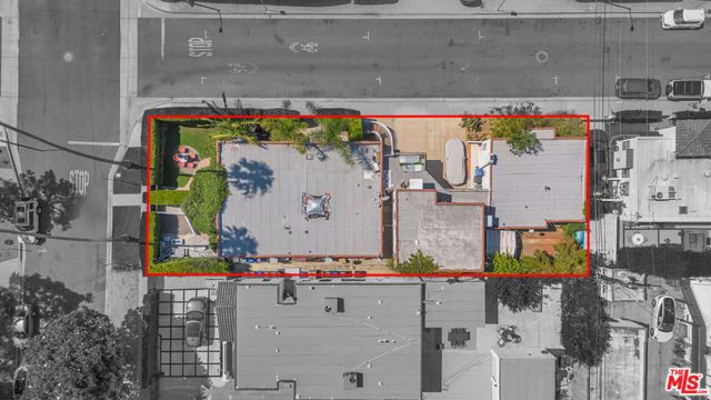 8261 Romaine Street, West Hollywood, CA 90046