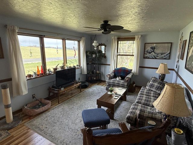 N2453 Bates ROAD, Adell, WI 53001