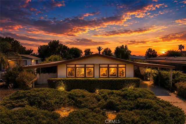 661 Roadrunner, Perris, CA 92570
