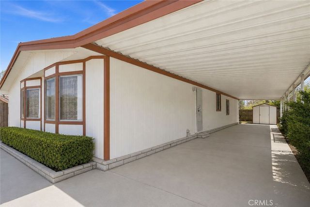 661 Roadrunner, Perris, CA 92570