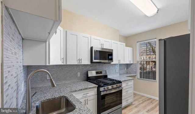 2108 W BALTIMORE ST, Baltimore, MD 21223