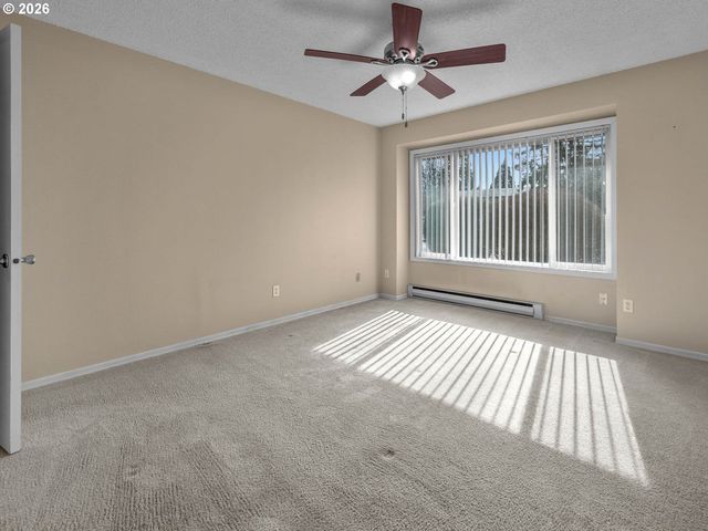 1181 Ne GRANT St, Hillsboro, OR 97124