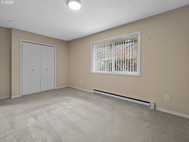 1181 Ne GRANT St, Hillsboro, OR 97124