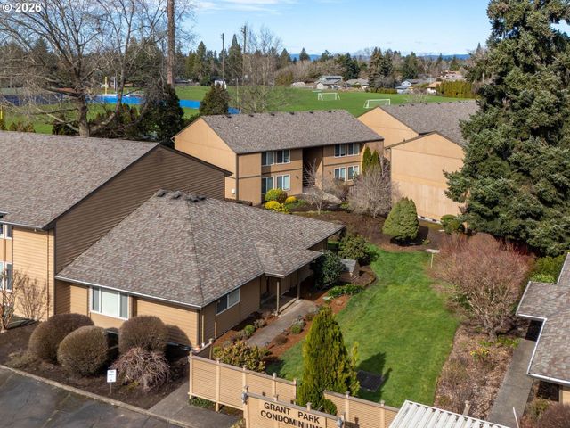 1181 Ne GRANT St, Hillsboro, OR 97124