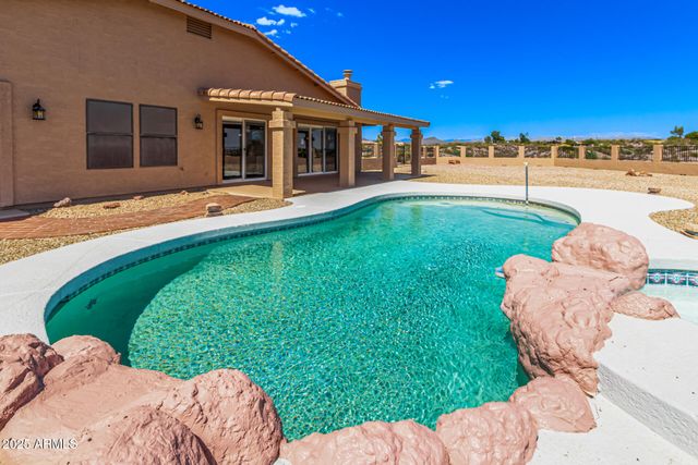 1225 MULE DEER Trail, Wickenburg, AZ 85390