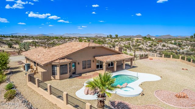 1225 MULE DEER Trail, Wickenburg, AZ 85390