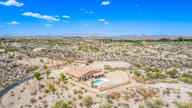 1225 MULE DEER Trail, Wickenburg, AZ 85390