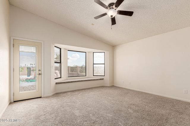 1225 MULE DEER Trail, Wickenburg, AZ 85390