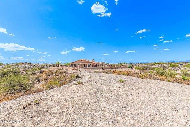 1225 MULE DEER Trail, Wickenburg, AZ 85390