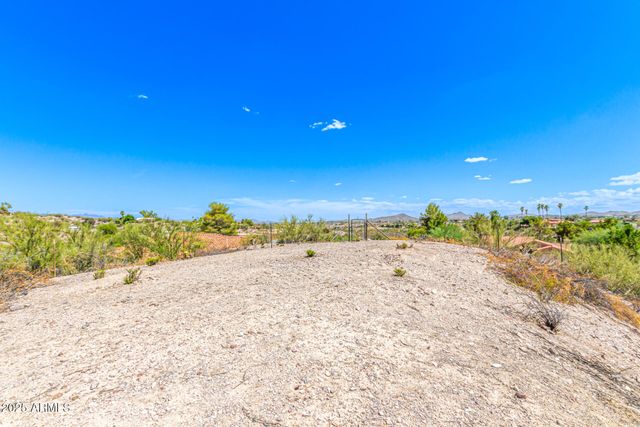 1225 MULE DEER Trail, Wickenburg, AZ 85390