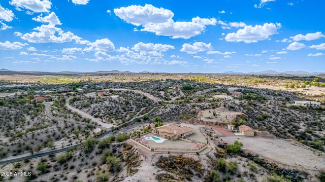 1225 MULE DEER Trail, Wickenburg, AZ 85390