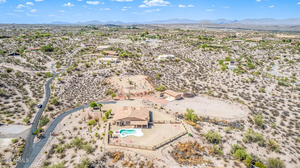 1225 MULE DEER Trail, Wickenburg, AZ 85390