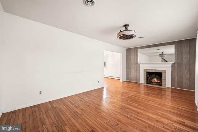 1514 SHADYSIDE RD, West Chester, PA 19380