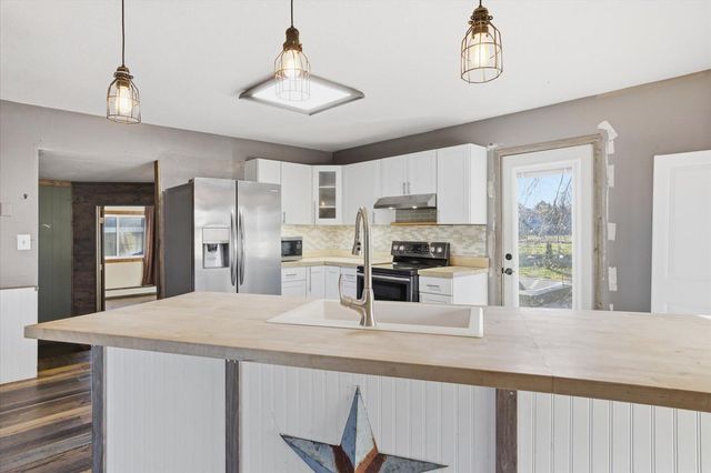 5391 South Court, Mountain Iron, MN 55768