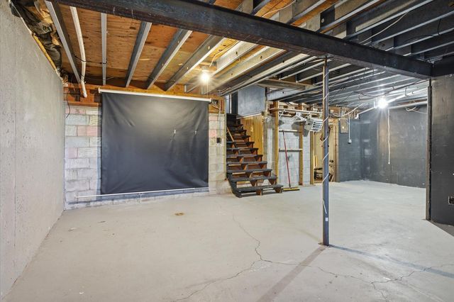 5391 South Court, Mountain Iron, MN 55768