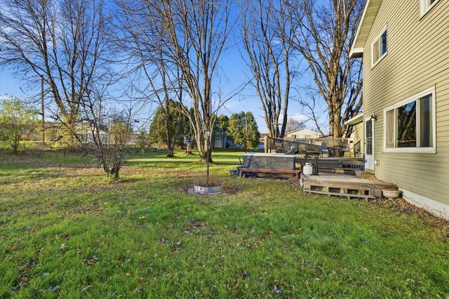 5391 South Court, Mountain Iron, MN 55768