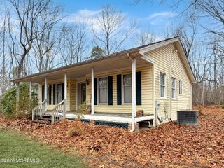 80 Ivins Drive, New Egypt, NJ 08533