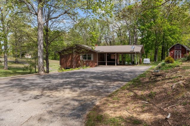 48 Hill Rd, Big Sandy, TN 38221