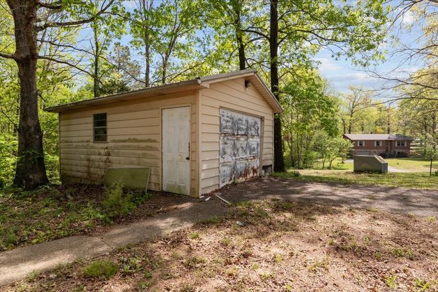 48 Hill Rd, Big Sandy, TN 38221