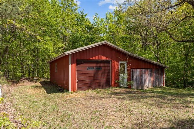 48 Hill Rd, Big Sandy, TN 38221