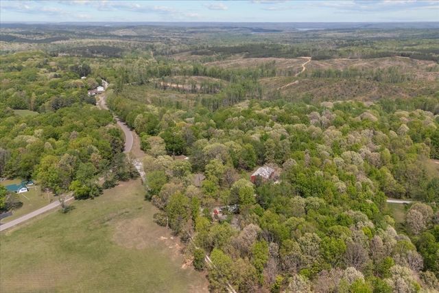 48 Hill Rd, Big Sandy, TN 38221