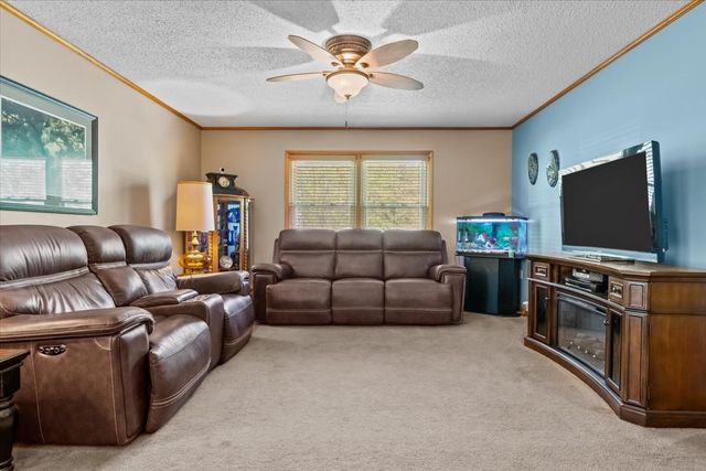 48 Hill Rd, Big Sandy, TN 38221