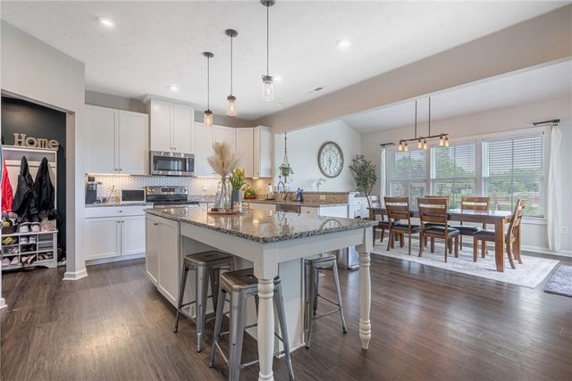 2786 Riverstone Drive, Beavercreek Twp, OH 45385