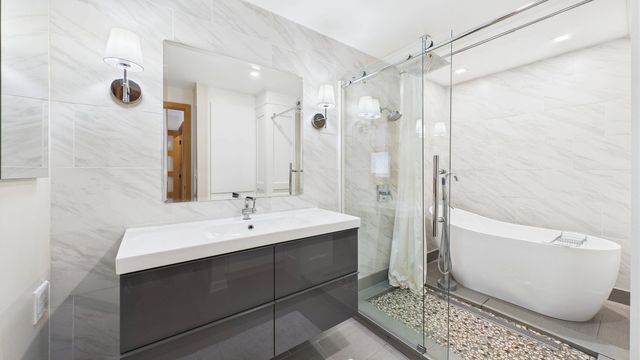 408 Ruddiman Drive 3, North Muskegon City, MI 49445