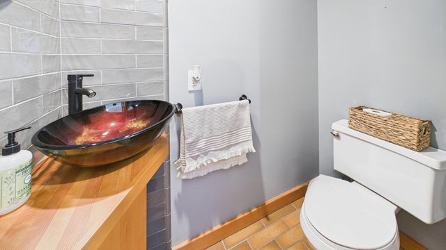 408 Ruddiman Drive 3, North Muskegon City, MI 49445