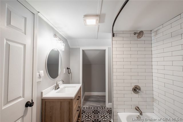 901 Cherry Drive, Jeffersonville, IN 47130