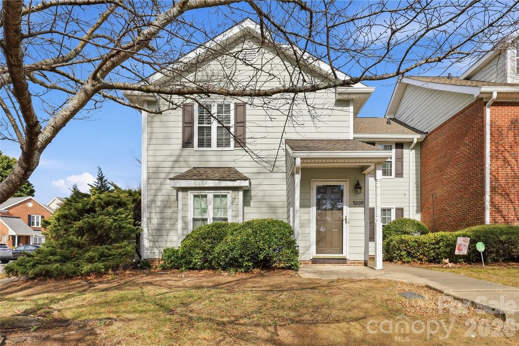 9209 Kings Canyon Drive, Charlotte, NC 28210