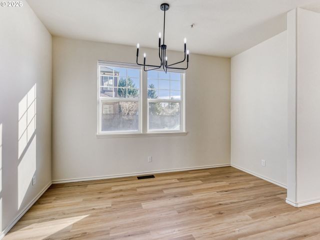 11165 Sw BARBER St, Wilsonville, OR 97070